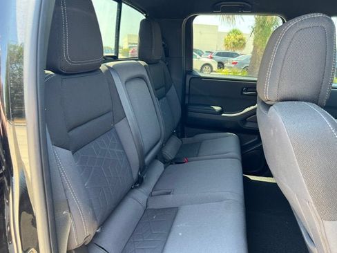 Used 2026 Nissan Frontier SV w/ Tow Package RWD image 20