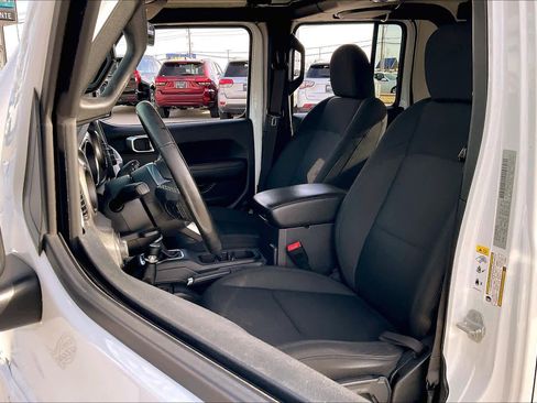 Used 2020 Jeep Gladiator Sport w/ Quick Order Package 24S image 8