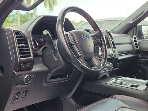 Used 2020 Ford Expedition Limited w/ Equipment Group 303A RWD image 7