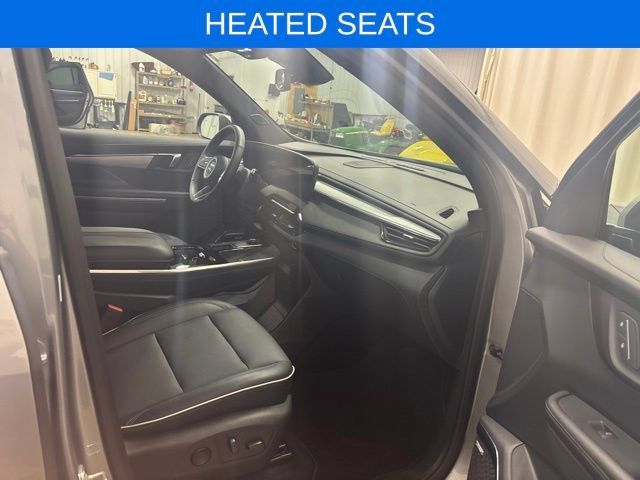 Used 2026 Buick Enclave Preferred FWD image 13
