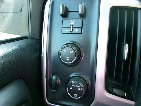 Used 2015 GMC Sierra 2500 SLE AWD/4WD image 19