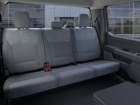 New 2025 Ford F550 4x4 Crew Cab w/ XLT Value Package image 11