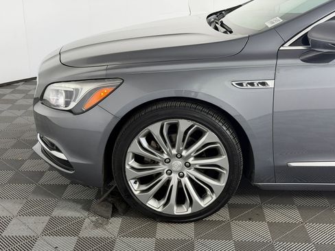 Used 2018 Buick LaCrosse Essence w/ Dynamic Drive Package FWD image 10