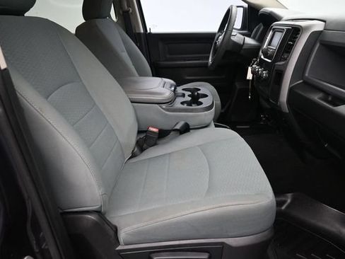 Used 2018 RAM 1500 Express AWD/4WD image 12