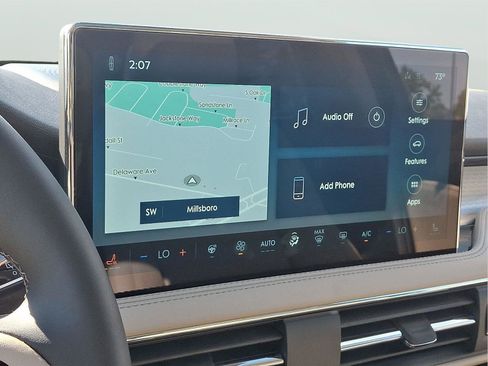 New 2026 Lincoln Corsair Premiere image 14