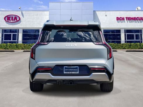 Certified 2024 Kia EV9 Land AWD/4WD image 5