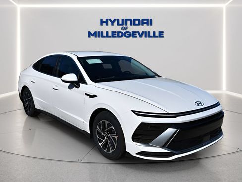 New 2026 Hyundai Sonata Blue FWD image 6