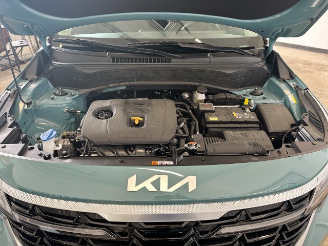 Certified 2025 Kia Seltos S AWD/4WD image 19