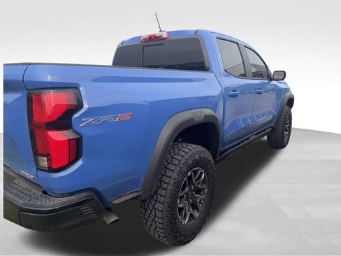 Used 2026 Chevrolet Colorado ZR2 w/ Technology Package AWD/4WD image 21
