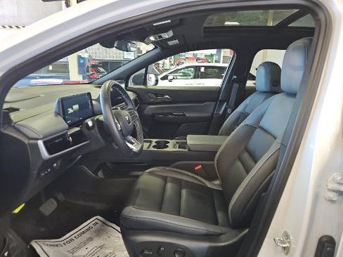 Used 2024 Honda Prologue Touring image 6