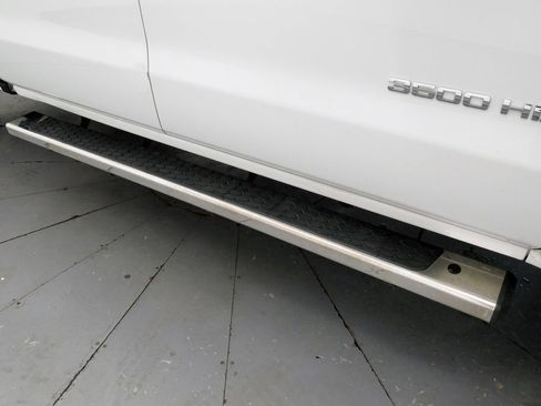 Used 2019 GMC Sierra 3500 4x4 Crew Cab image 33