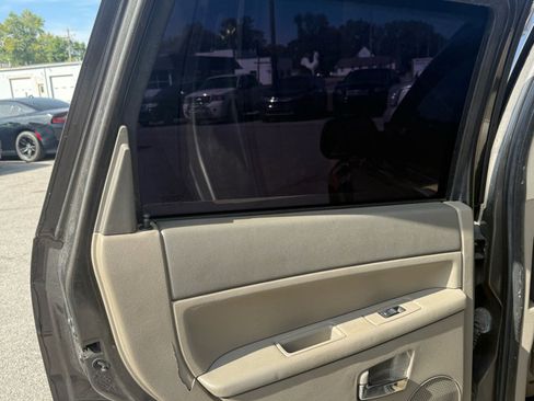 Used 2006 Jeep Grand Cherokee Limited image 14