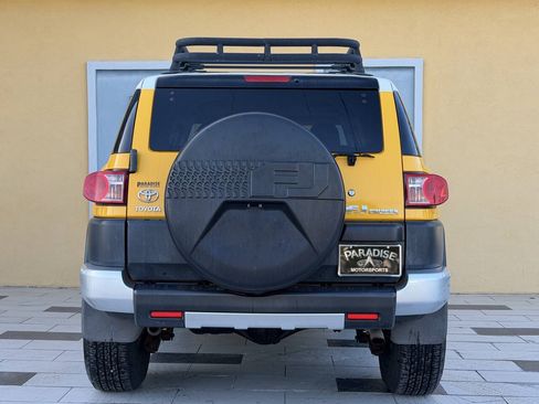 Used 2010 Toyota FJ Cruiser 4WD image 5