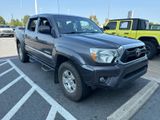 Used 2015 Toyota Tacoma 4x4 Double Cab image 2