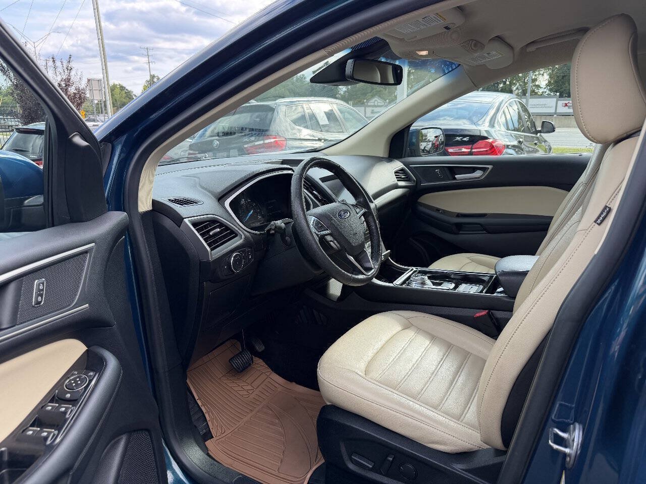 Used 2020 Ford Edge SEL w/ Convenience Package FWD image 7