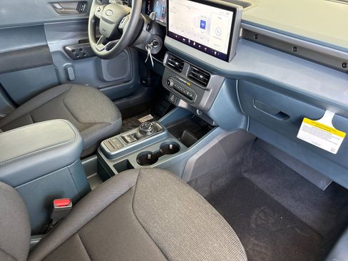 New 2025 Ford Maverick XL w/ Equipment Group 102A image 15