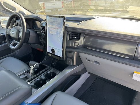 Used 2025 Ford F150 Lightning Flash AWD/4WD image 5