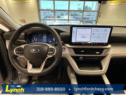 New 2026 Ford Explorer Active AWD/4WD image 9