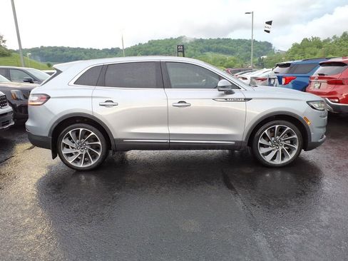 Used 2021 Lincoln Nautilus Reserve w/ Equipment Group 201A AWD/4WD image 6
