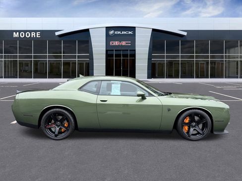 Used 2022 Dodge Challenger SRT Hellcat w/ Plus Package image 2