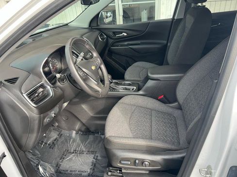 Used 2022 Chevrolet Equinox LT AWD/4WD image 14