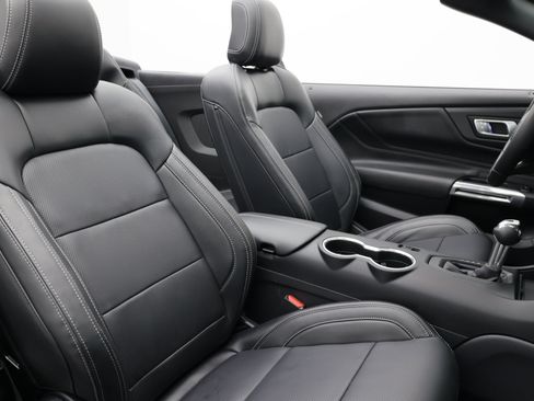 Used 2025 Ford Mustang Premium RWD image 42