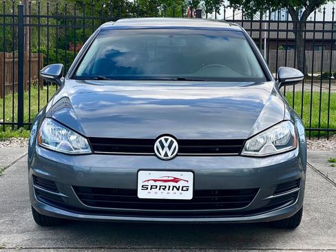Used 2015 Volkswagen Golf S FWD image 2