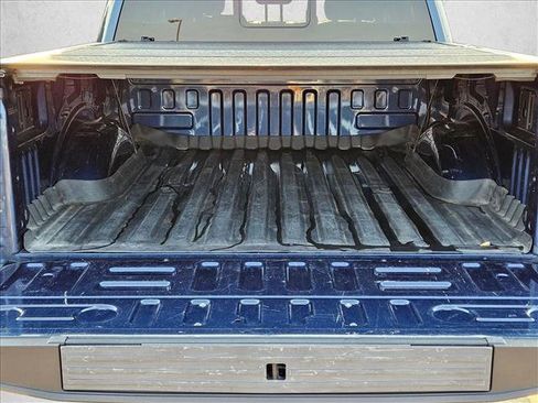 Used 2020 Ford F150 Lariat w/ Equipment Group 502A Luxury AWD/4WD image 6