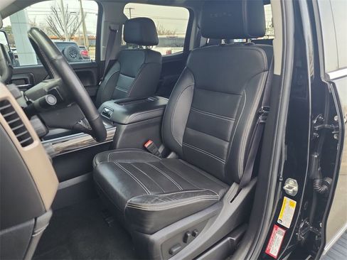 Used 2016 GMC Sierra 2500 Denali w/ Duramax Plus Package image 19
