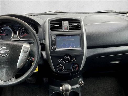 Used 2019 Nissan Versa SV FWD image 8