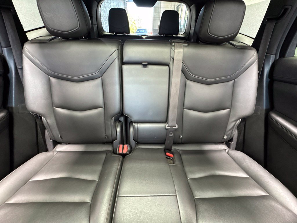Used 2021 Cadillac XT6 Luxury w/ LPO, Floor Liner Package AWD/4WD image 21