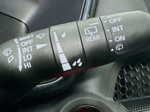 Used 2025 Honda CR-V Sport-L image 14