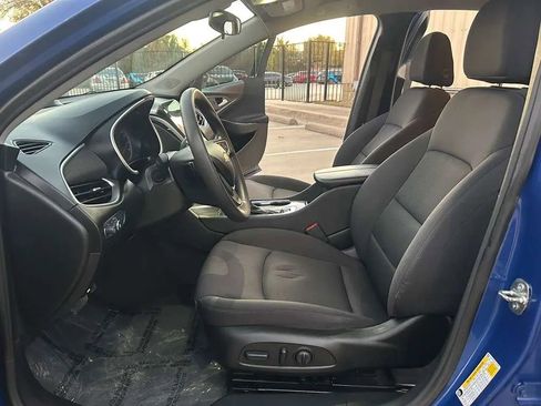 Used 2023 Chevrolet Malibu LT image 12