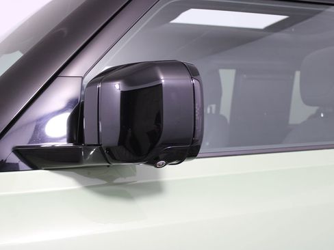 Used 2023 Land Rover Defender 110 75th Limited Edition image 51