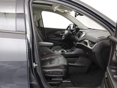 Used 2019 GMC Terrain Denali w/ Advanced Safety Package image 21