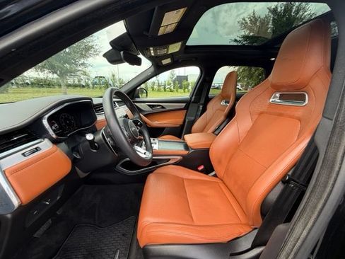 Used 2024 Jaguar F-PACE R-Dynamic S AWD/4WD image 19