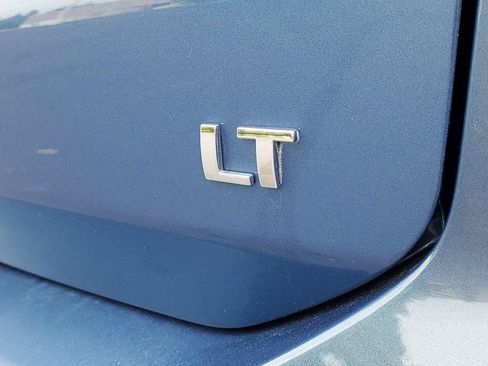 Used 2024 Chevrolet Equinox LT FWD image 33