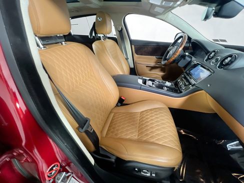 Used 2019 Jaguar XJ L Portfolio image 29