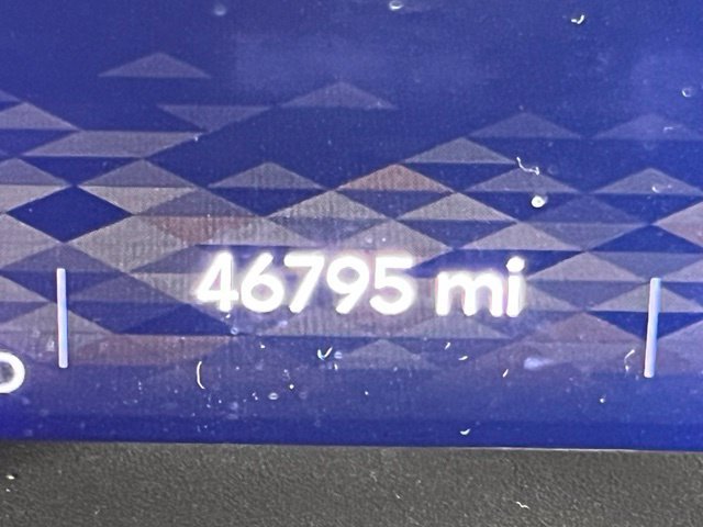 Used 2024 Jeep Wrangler Unlimited Sahara AWD/4WD image 17