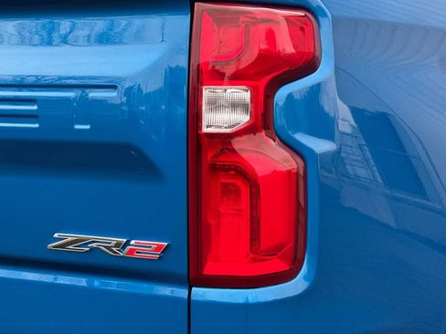 Used 2024 Chevrolet Silverado 1500 ZR2 w/ Technology Package AWD/4WD image 25
