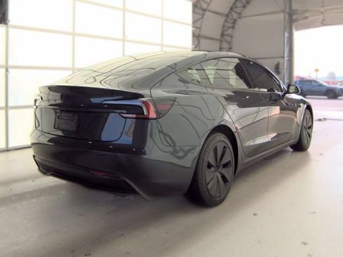 Used 2025 Tesla Model 3 Long Range RWD image 4