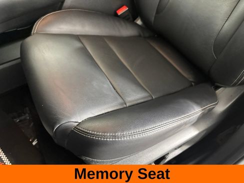 Used 2023 Nissan Rogue SL FWD image 16