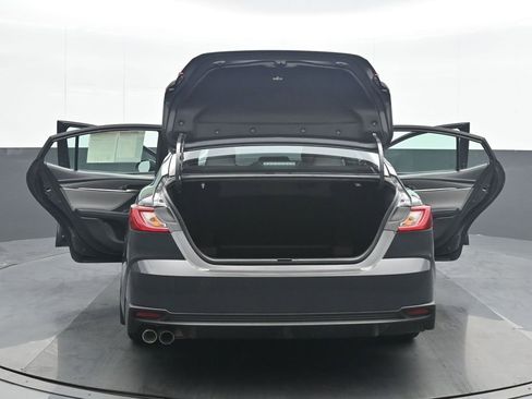 Used 2025 Toyota Camry XSE FWD image 35