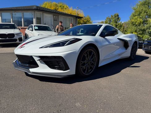 Used 2025 Chevrolet Corvette Stingray Coupe w/ 1LT image 40