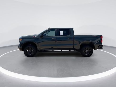 Used 2025 Chevrolet Silverado 1500 Custom Trail Boss AWD/4WD image 5