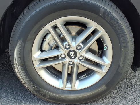 Used 2018 Hyundai Santa Fe Sport w/ 2.4L Value Package 02 image 10