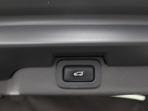 Used 2023 Land Rover Discovery S R-Dynamic AWD/4WD image 62