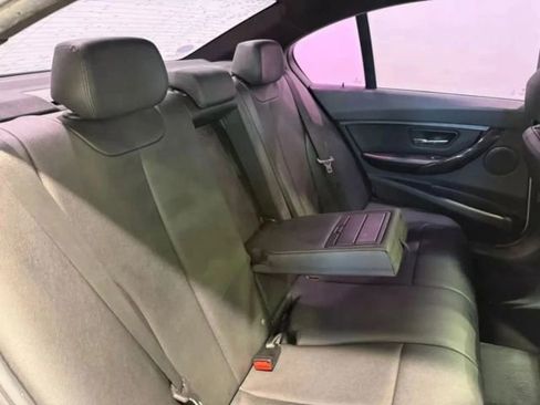 Used 2015 BMW 320i 320i w/ Sport Package image 28