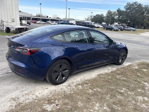 Used 2023 Tesla Model 3 Standard Range image 4
