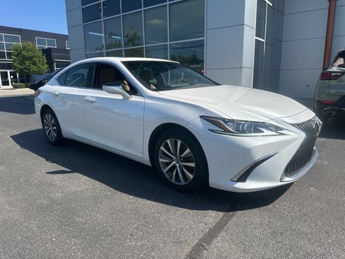 Used 2021 Lexus ES 250 AWD/4WD image 1